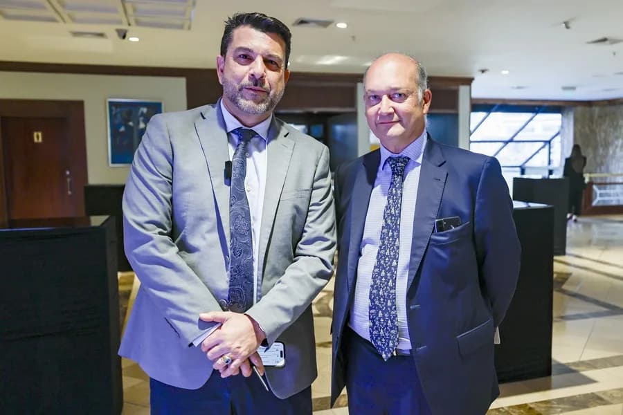 España y sus empresas reafirman su disposición a impulsar transición energética de Ecuador