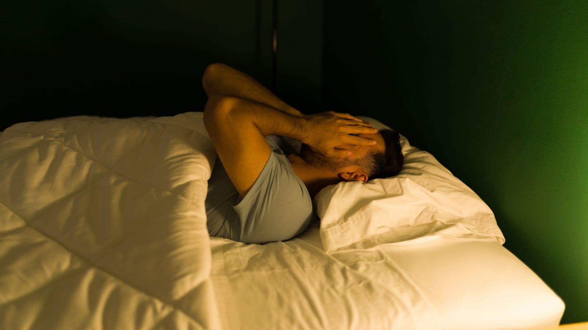 Claves para dormir bien en verano a pesar del calor y el descontrol de horarios