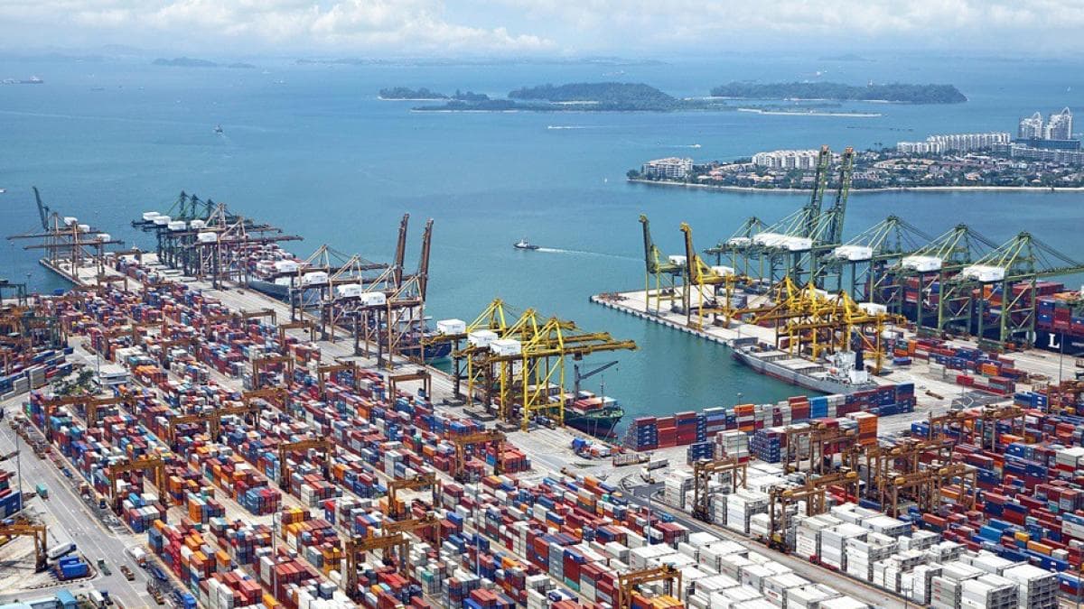 El déficit comercial se dispara un 30% hasta junio con China como principal proveedor de España
