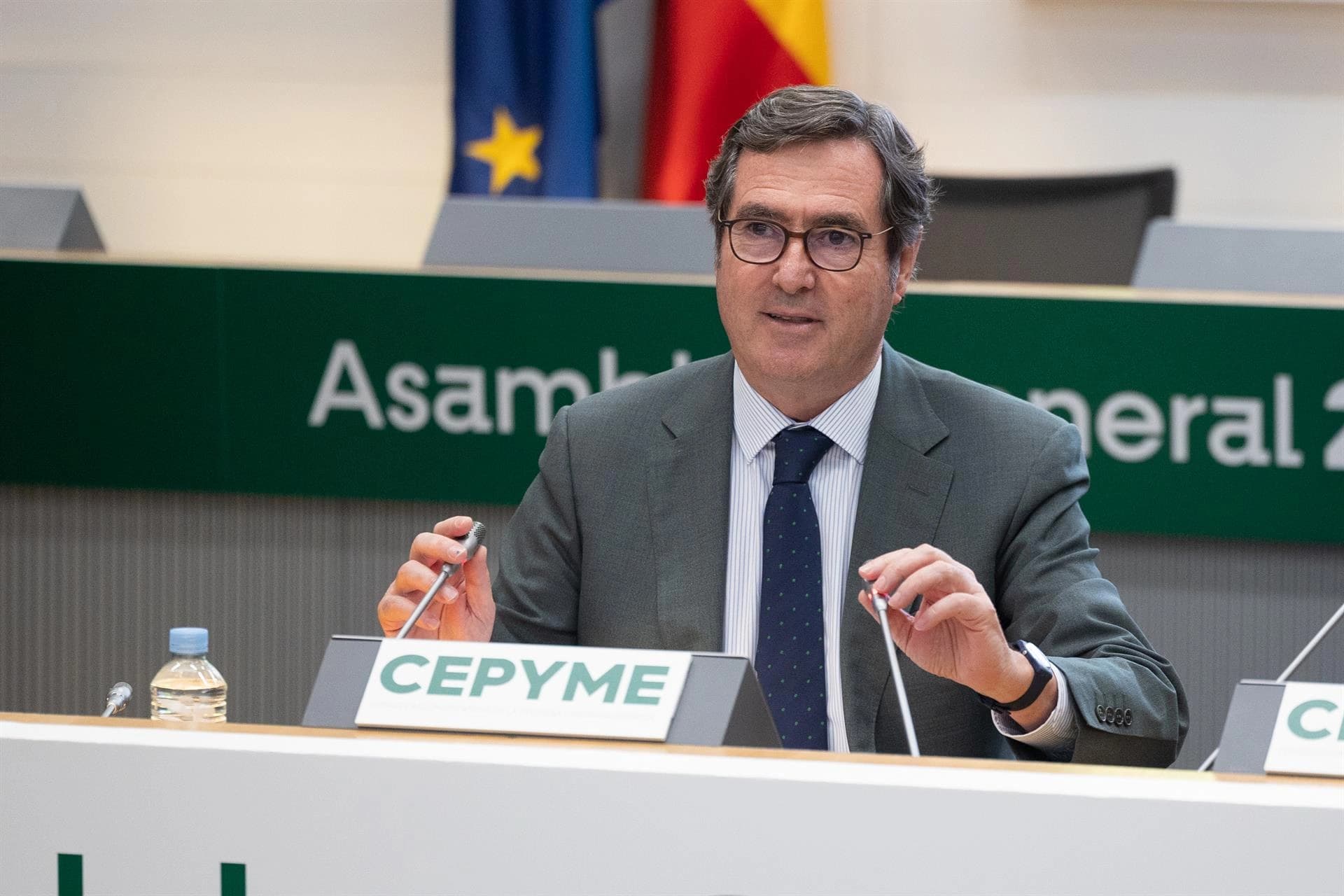 La CEOE destaca que las empresas sostienen el empleo y pide un entorno regulatorio favorable