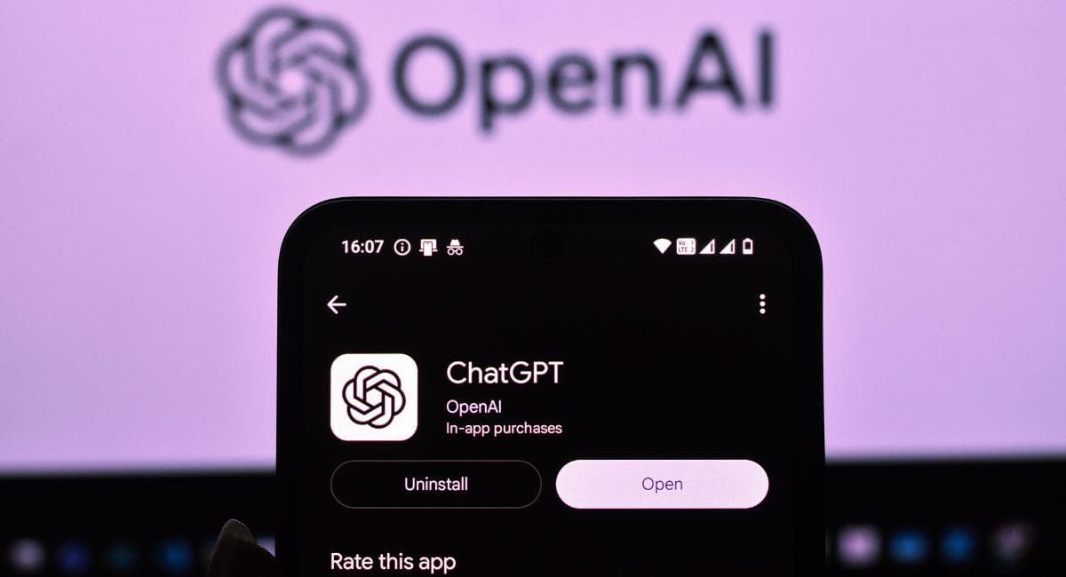 OpenAI cambia ChatGPT para adolescentes: tendrá filtros y controles parentales