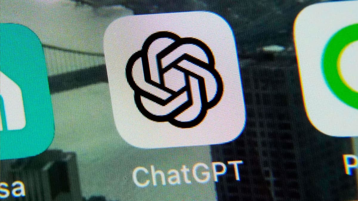 ChatGPT se queda en silencio mientras llegan 74,000 reportes de fallas y OpenAI busca una solución