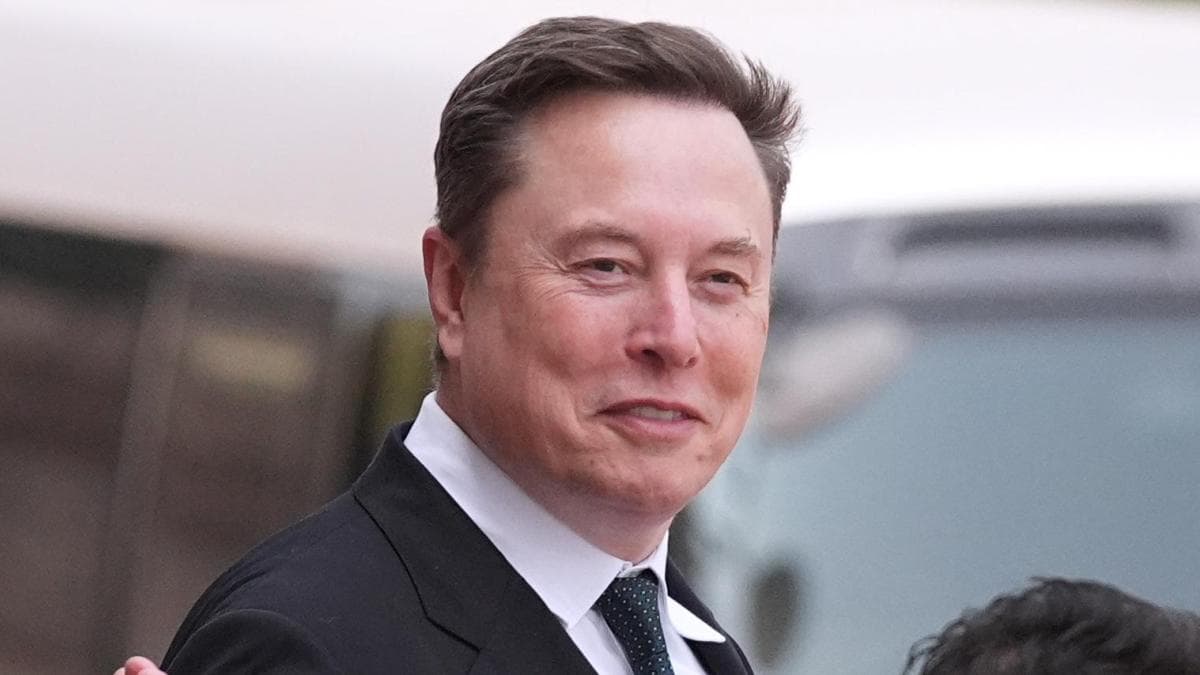 Elon Musk, empresario (55 años): “En 2036 el dinero dejará de importar porque la IA producirá más de lo que podamos consumir”